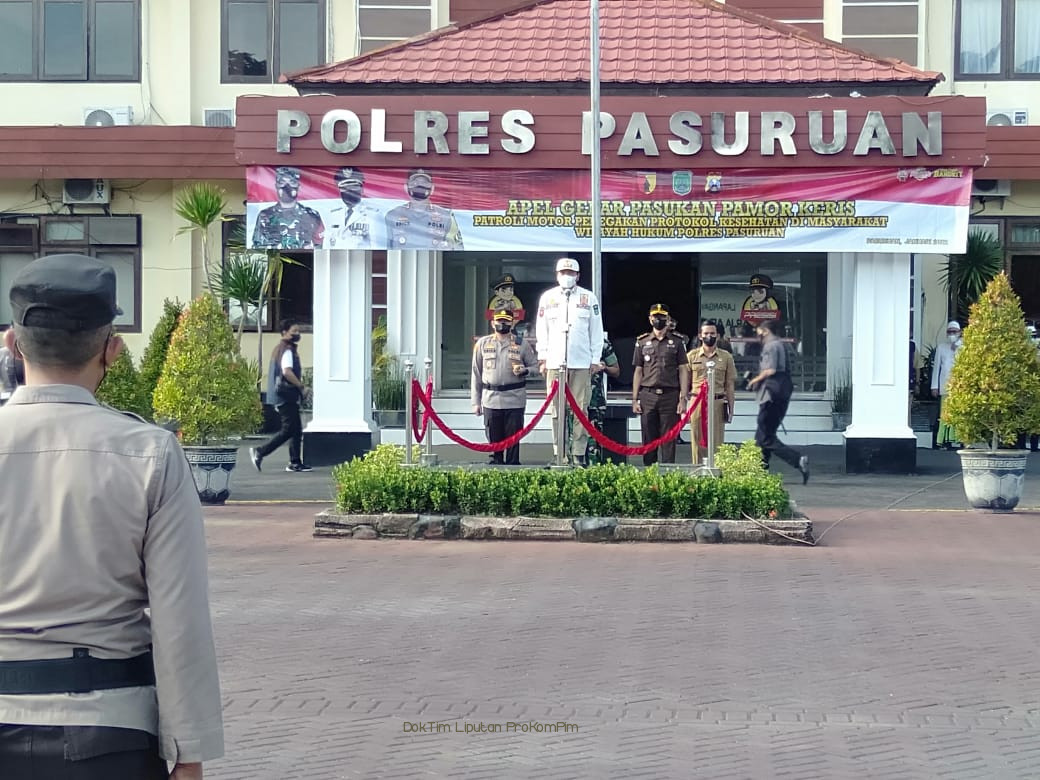 Pimpin Apel PAMOR KERIS, Bupati Tingkatkan Sinergi Kolaborasi Bersama Kapolres Pasuruan Dalam Upaya Antisipasi Penyebaran Virus Covid-19 Varian Omicron