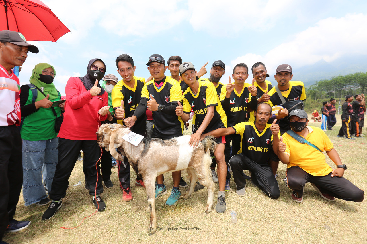 8 Ekor Kambing Hebohkan Final Bola Tembak se-Kabupaten Pasuruan 