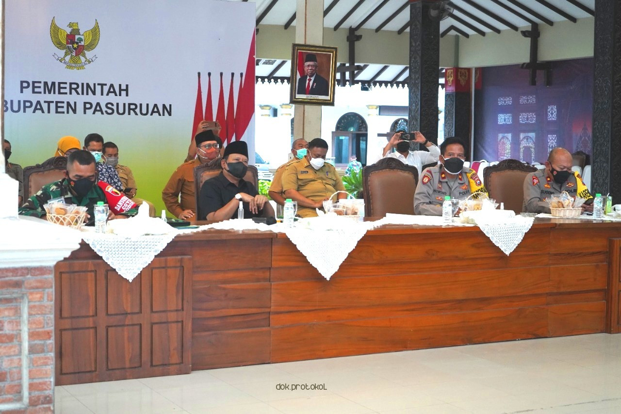 Tekan Penyebaran Covid-19 di Sektor Industri, Menko Marves Instruksikan Seluruh Kepala Daerah Lakukan Mitigasi Prokes di Kawasan Industri 