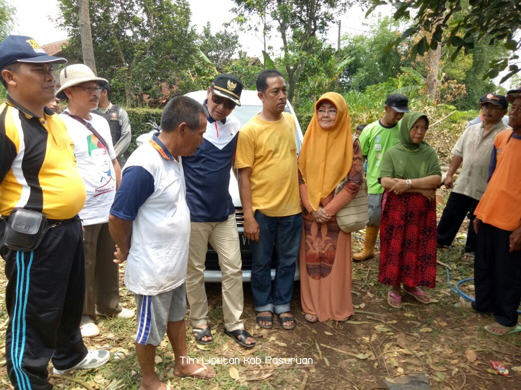 Bupati Irsyad Yusuf Kunjungi Warga Terdampak Bencana Angin Puting Beliung