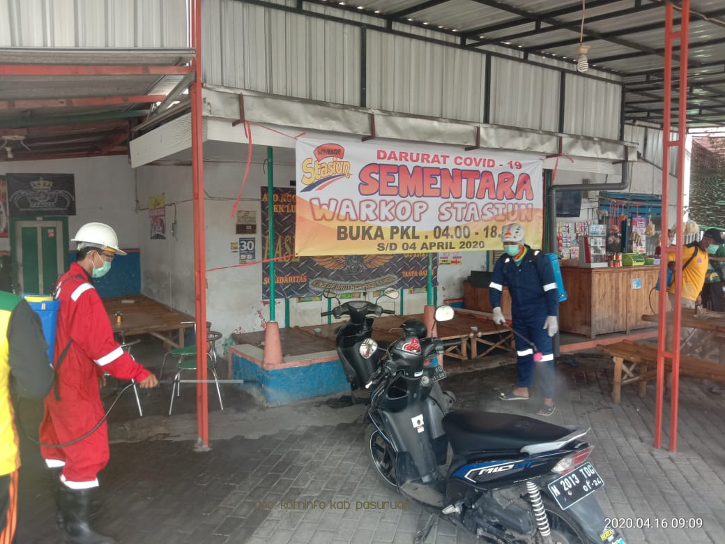 Ratusan Warkop dan Cafe Berwifi Jadi Sasaran Lokasi Penyemprotan Disinfektan. Pemilik Usaha Diminta Hanya Layani Pembelian Bungkus