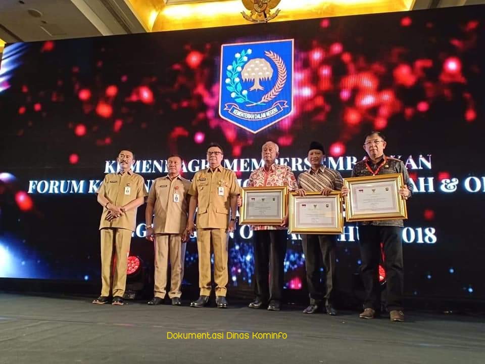 Satu-Satunya Bupati se-Indonesia, Bupati Irsyad Yusuf Dinobatkan Sebagai Pembina Ormas Terbaik Nasional 2018