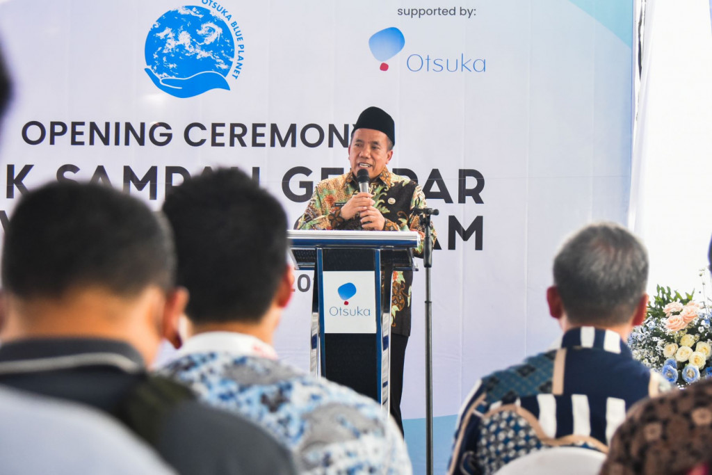 Wakil Bupati Ajak Masyarakat dan Pihak Swasta Manfaatkan Bank Sampah Untuk Masa Depan Cerah