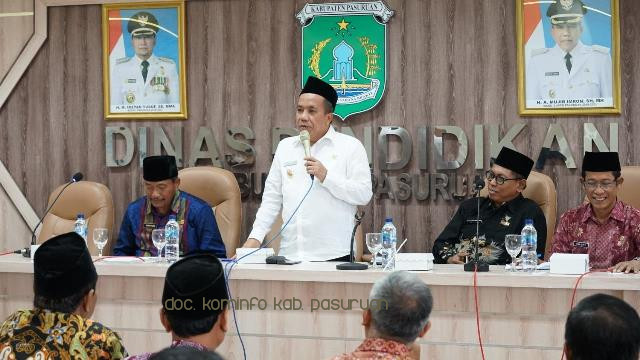 Gelar Pembinaan di Dinas Pendidikan, Wabup Pasuruan Tekankan Inovasi dan Peningkatan IPM di Kabupaten Pasuruan