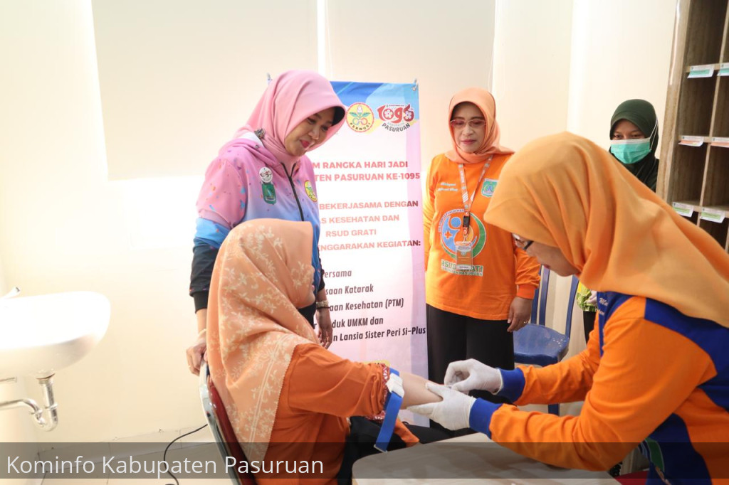PERWOSI, Dinkes dan RSUD Grati Adakan Pemeriksaan Kesehatan Gratis Khusus Wanita