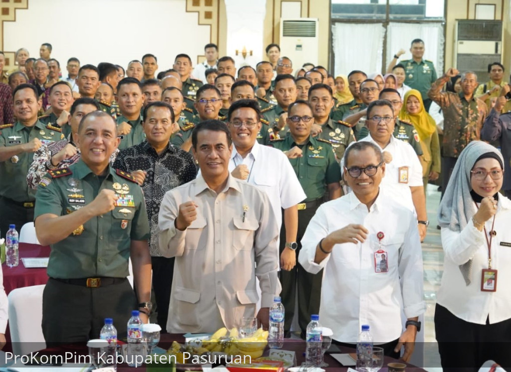 Pj. Bupati Nurkholis Hadiri Rakor Percepatan Luas Tambah Tanam Padi Provinsi Jatim Bersama Mentan Andi Amran