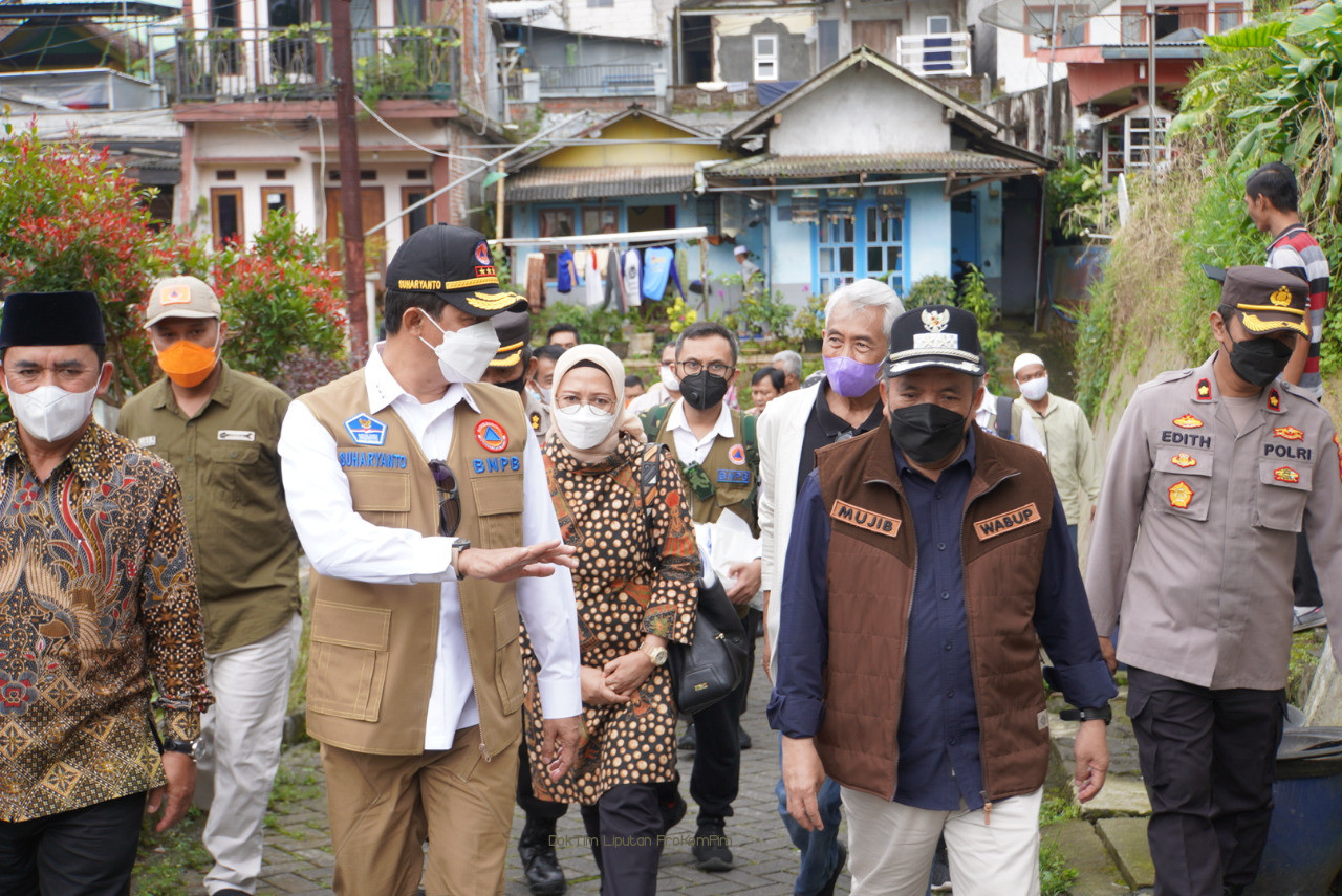 Kunjungi Kabupaten Pasuruan, Kepala BNPB Letjen TNI Suharyanto Tegaskan Pemerintah Akan Ganti Rugi Sapi Mati Akibat PMK 