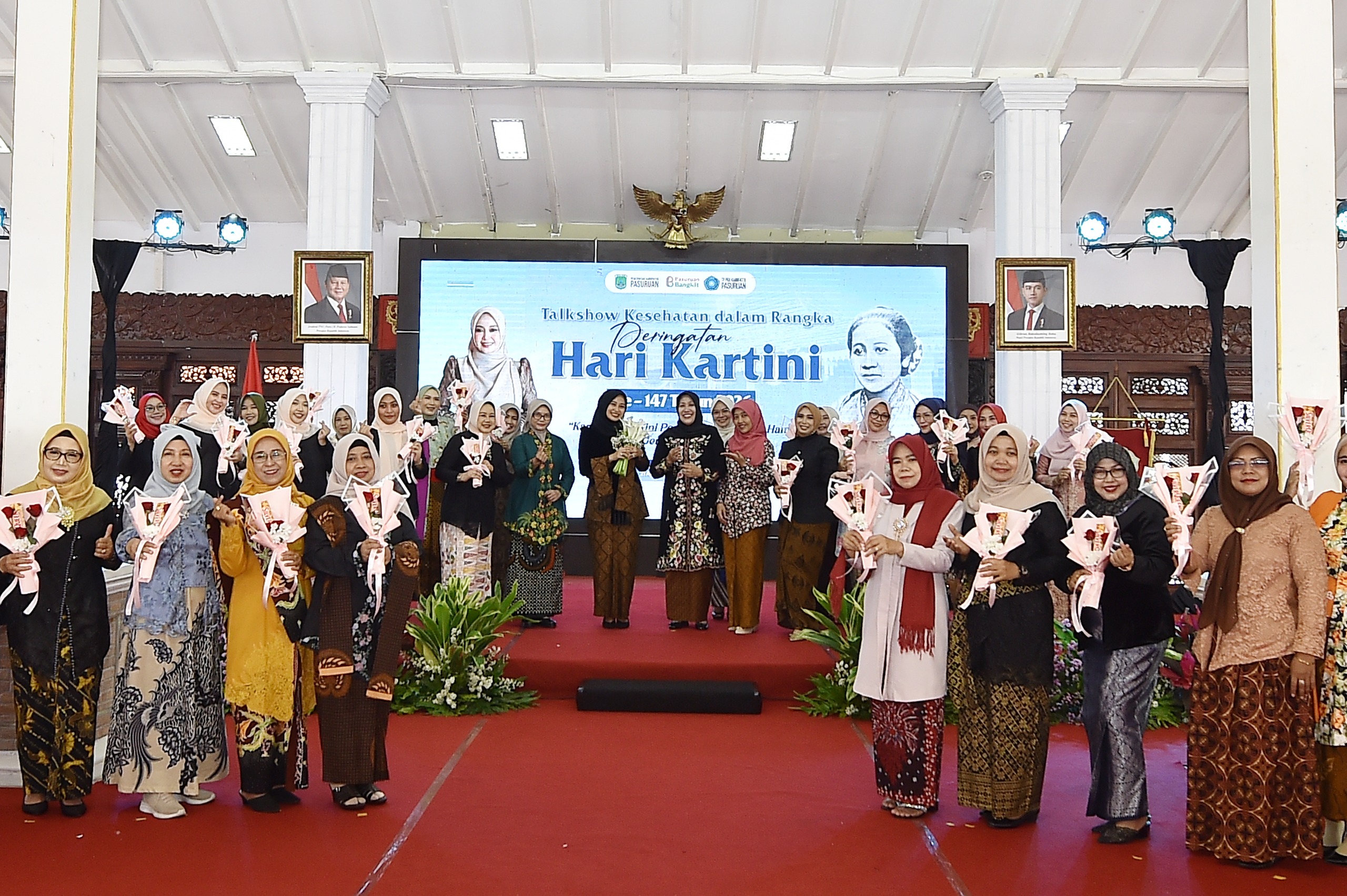 Sampul untuk Parade Busana Kartini oleh Tim Penggerak PKK Kab. Pasuruan