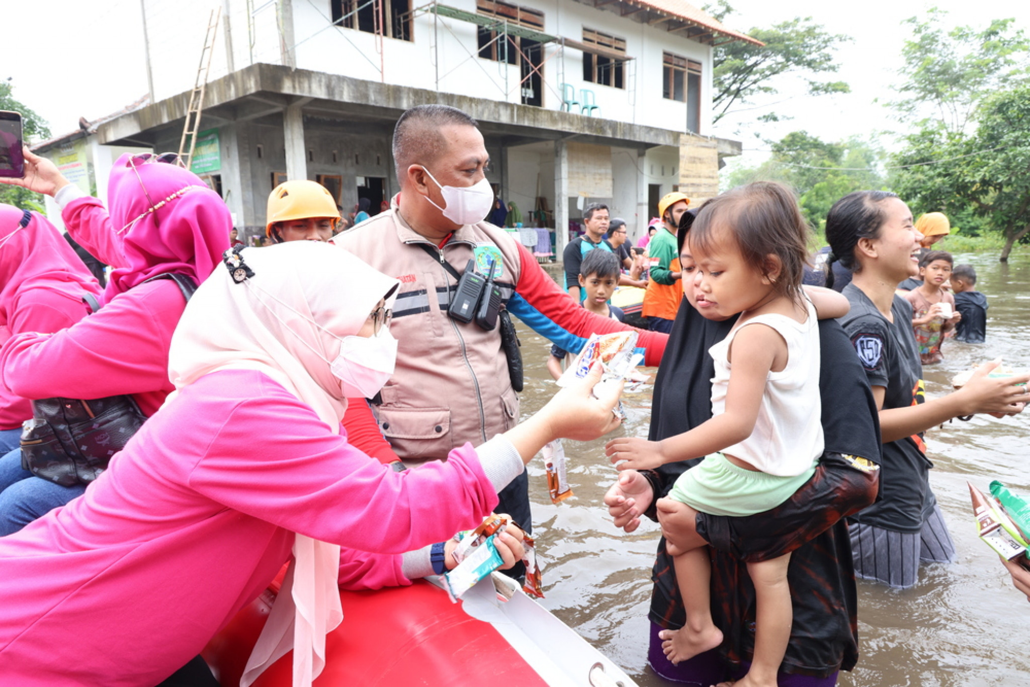 Sampul untuk Bantuan korban Banjir di Rejoso