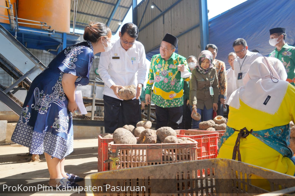 Plh Bupati Pasuruan, Mujib Imron Bangga Porang Kabupaten Pasuruan Bisa Diekspor Ke Cina