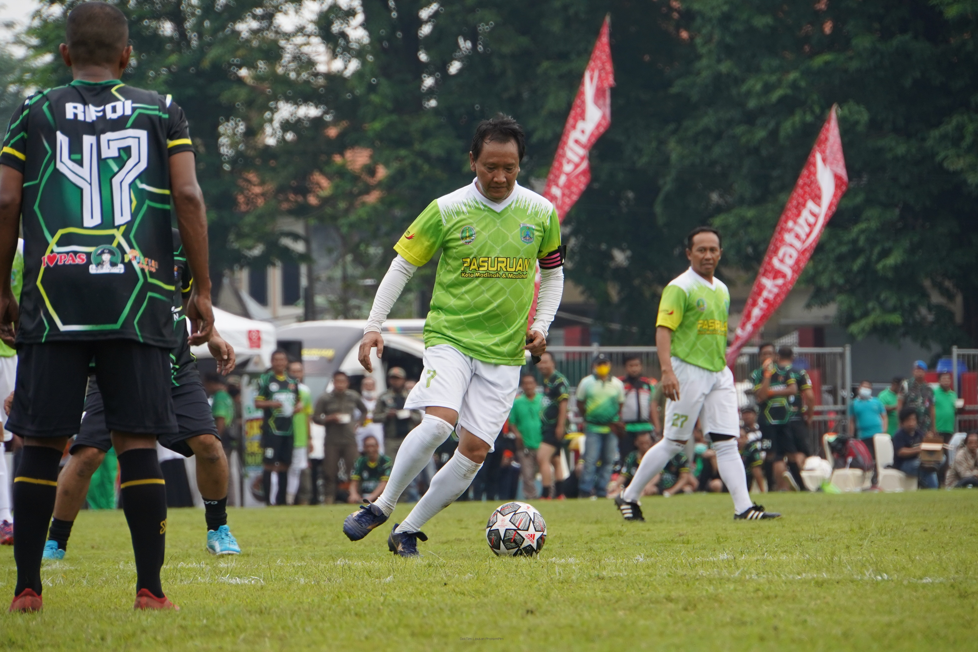 PWI Pasuruan Vs 5 Kepala Daerah. Bupati Irsyad Yusuf Sumbang 2 Gol