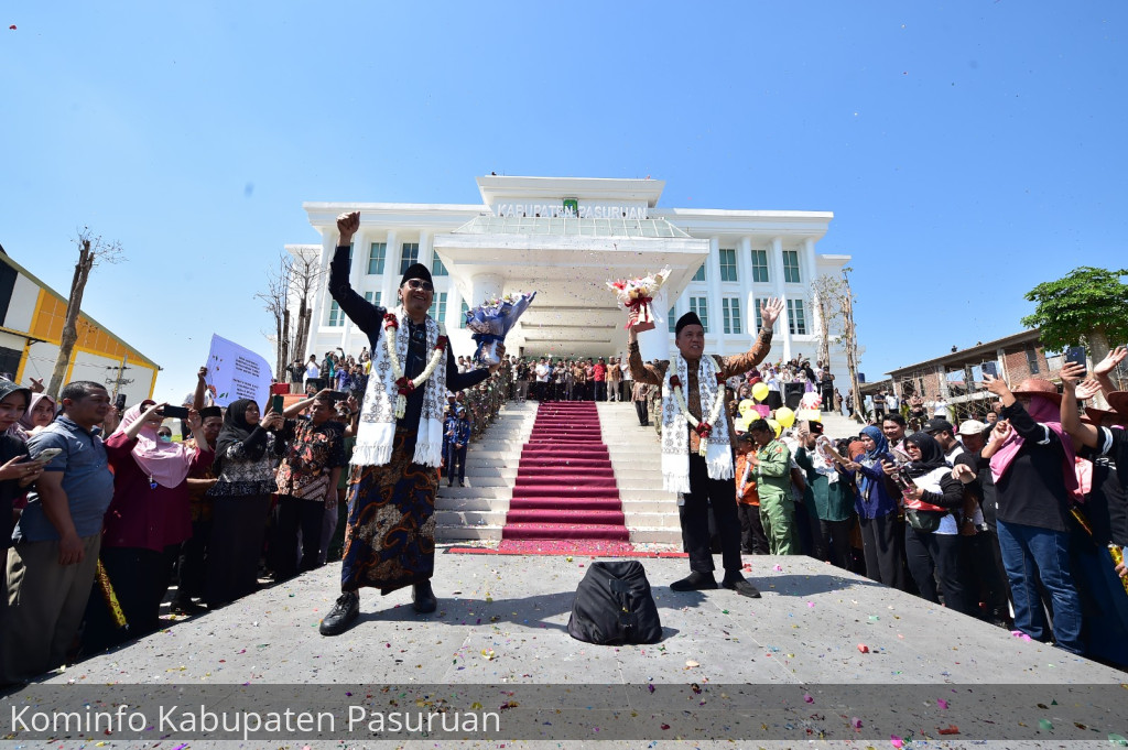 Bupati Irsyad Yusuf : Matur Nuwon atas 10 Tahun Yang Luar Biasa. Saya Titip Wak Mukidin Disempurnakan dan Penataan Wajah Ibukota