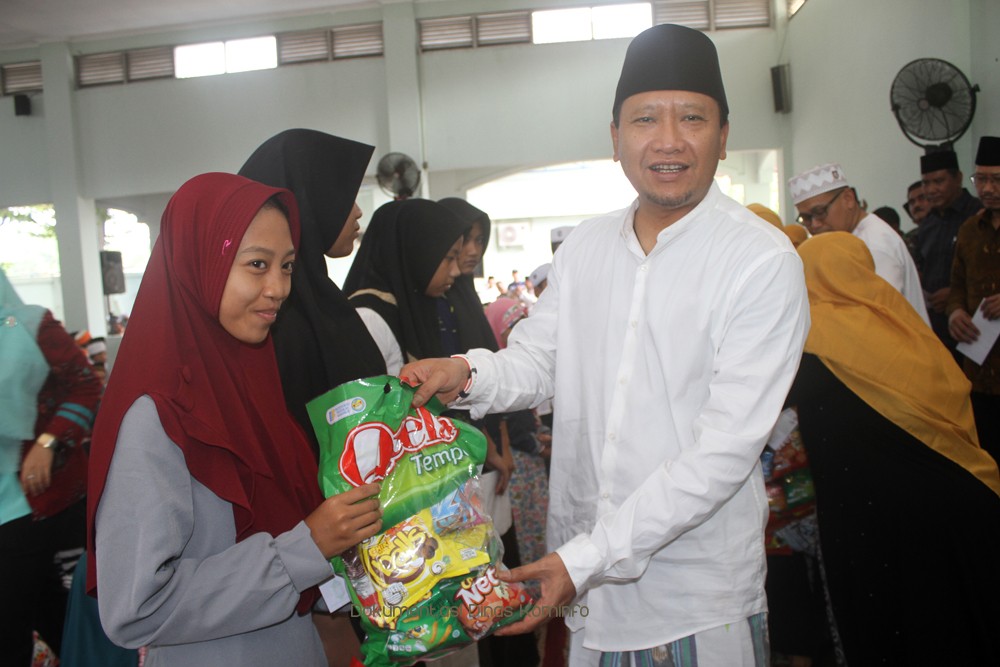Bupati Irsyad Yusuf Apresiasi Perusahaan Yang Peduli Yatim Piatu