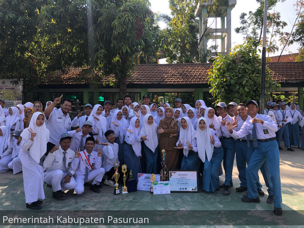 SMKN 1 Grati Juara Langganan Lomba Paduan Suara Provinsi