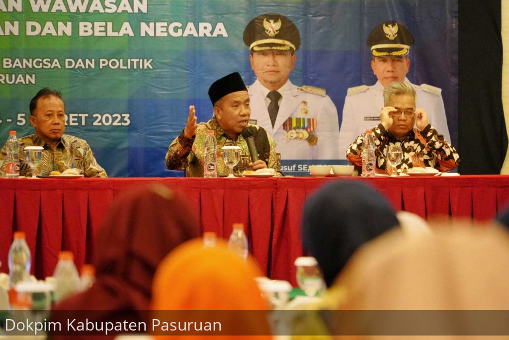 Pemateri Kegiatan Sosialisasi Peningkatan Wawasan Kebangsaan dan Bela Negara, Wabup Ajak ASN Selalu Berpikiran Moderat