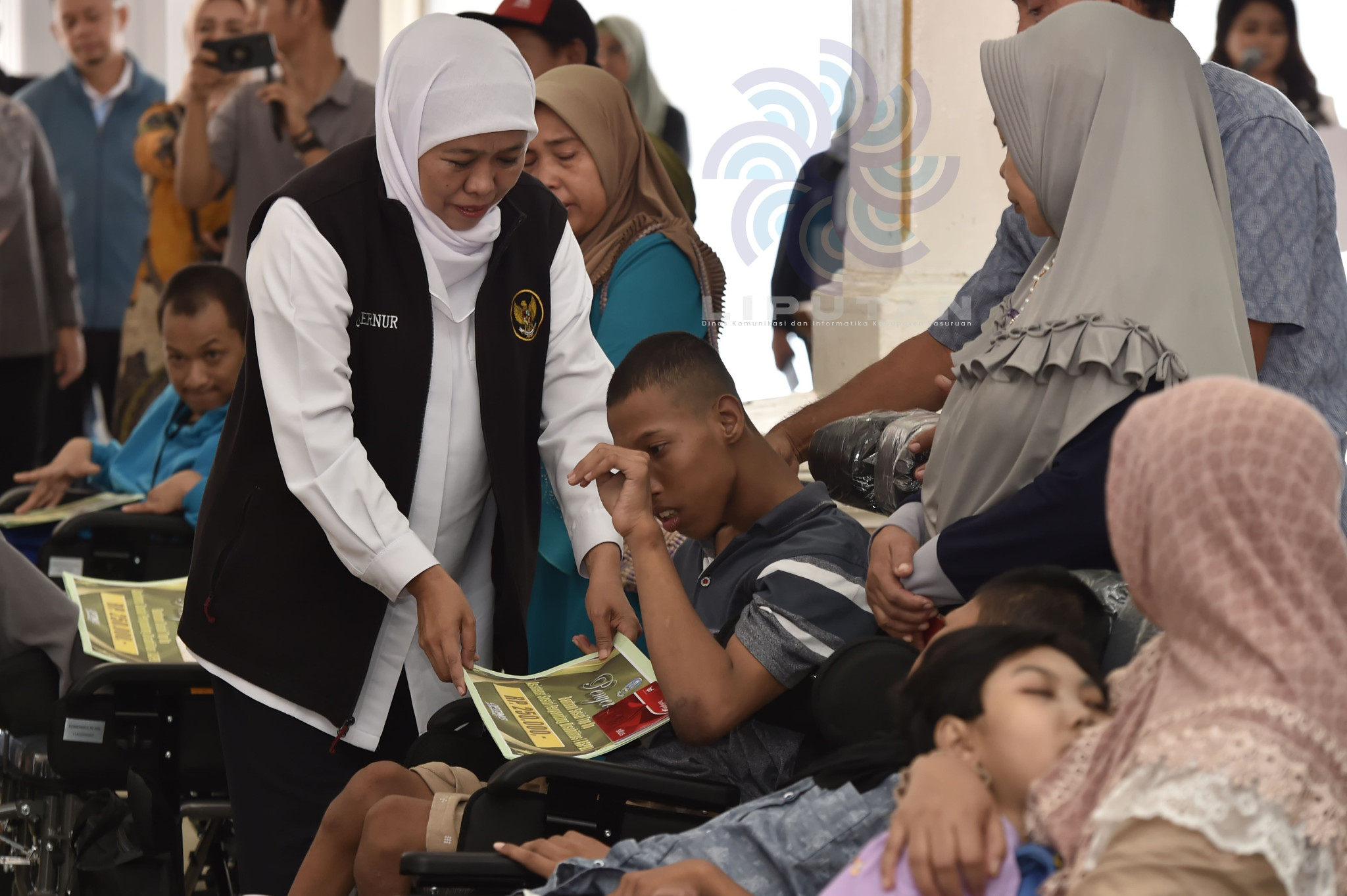 Sampul untuk Penyerahan Bantuan Gubernur Jatim di Pasuruan