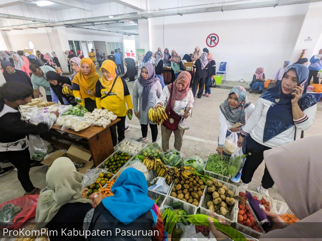 Dalam Hitungan Jam, Beragam Produk Bazar IKM/ UMKM Diserbu Pengunjung