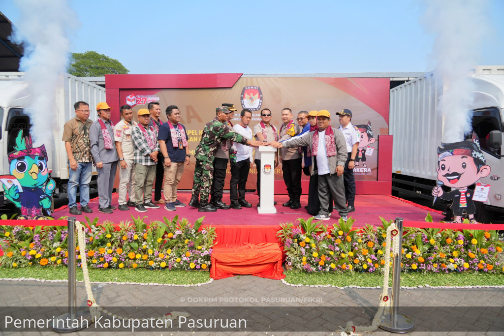 30 Armada Logistik Pilkada Serentak 2024 di Kabupaten Pasuruan Diberangkatkan Menuju PPK