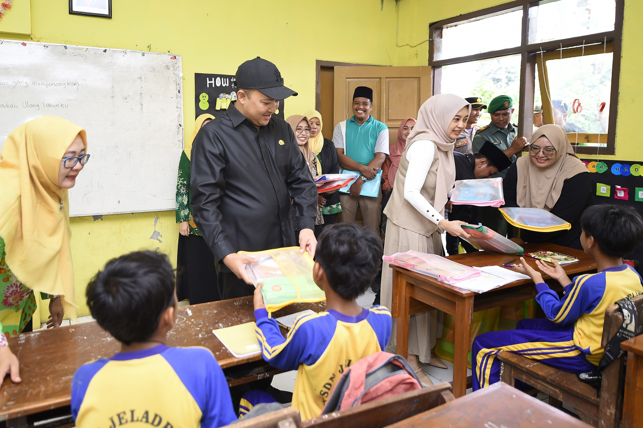 Sampul untuk Kunjungan Bupati Ke SD Negeri Jeladri 1