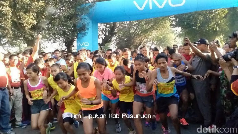 580 Runners Ikuti Tretes Night Run 2017