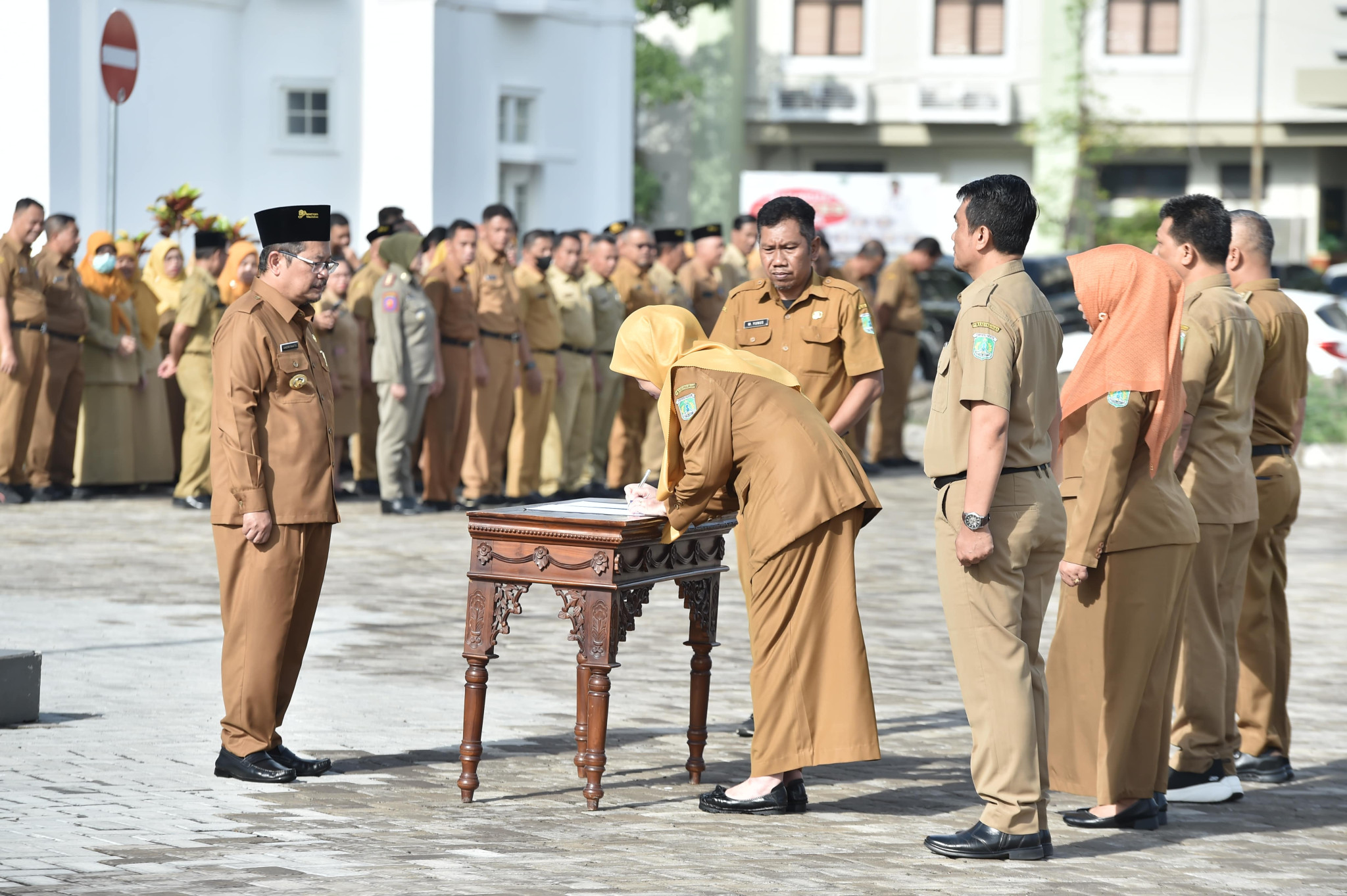 Sampul untuk Apel Bersama dan Pembacaan Ikrar Netralitas ASN