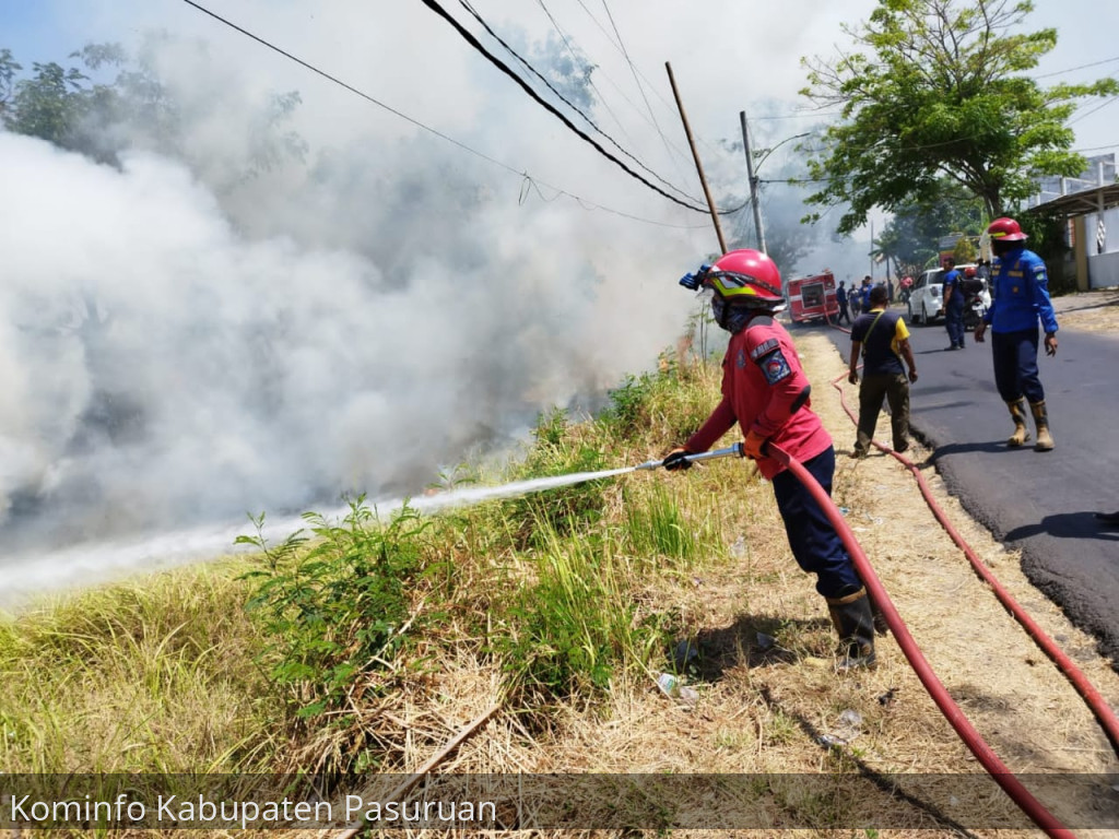 Satpol PP Ingatkan Warga Tak Bakar Ilalang Atau Sampah Meski di Ruang Terbuka