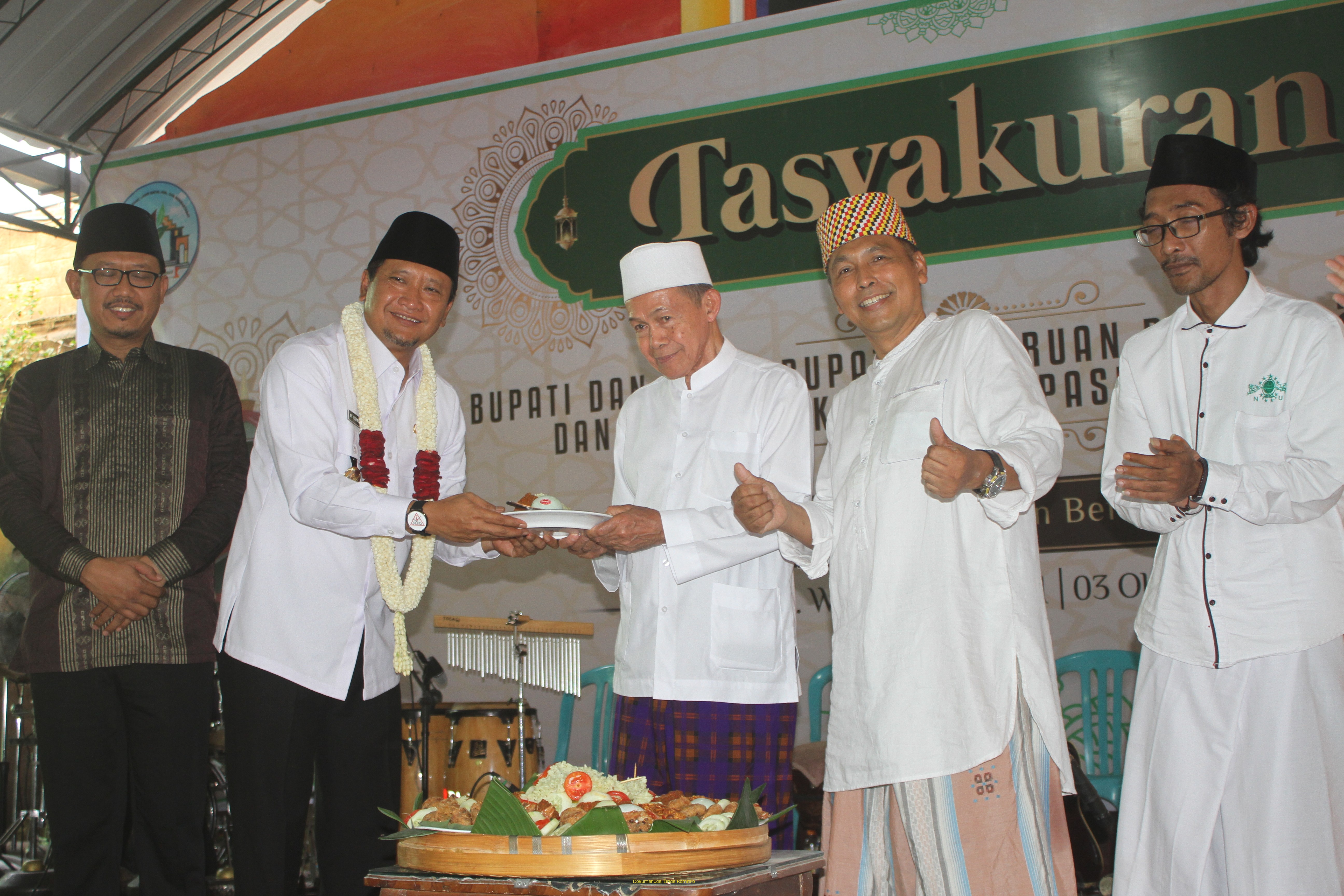 Bupati Irsyad-Wabup Mujib Tasyakuran Bareng Ulama dan Santri