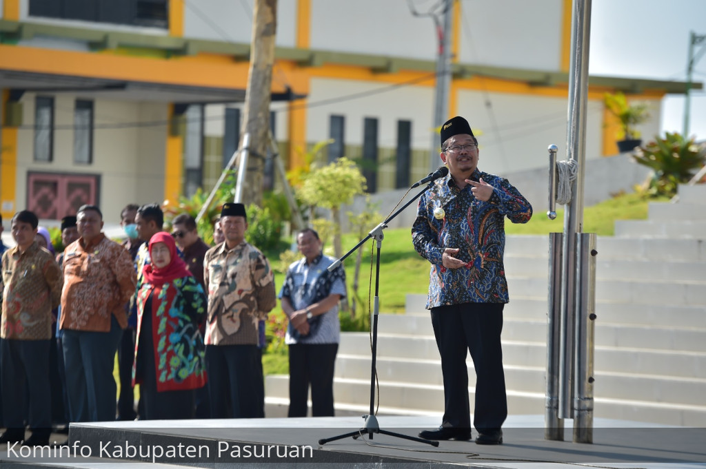 Apel Pertama di Hari Batik Nasional, Pj Bupati Andriyanto Dorong ASN Maju, Penuh dan Maslahat