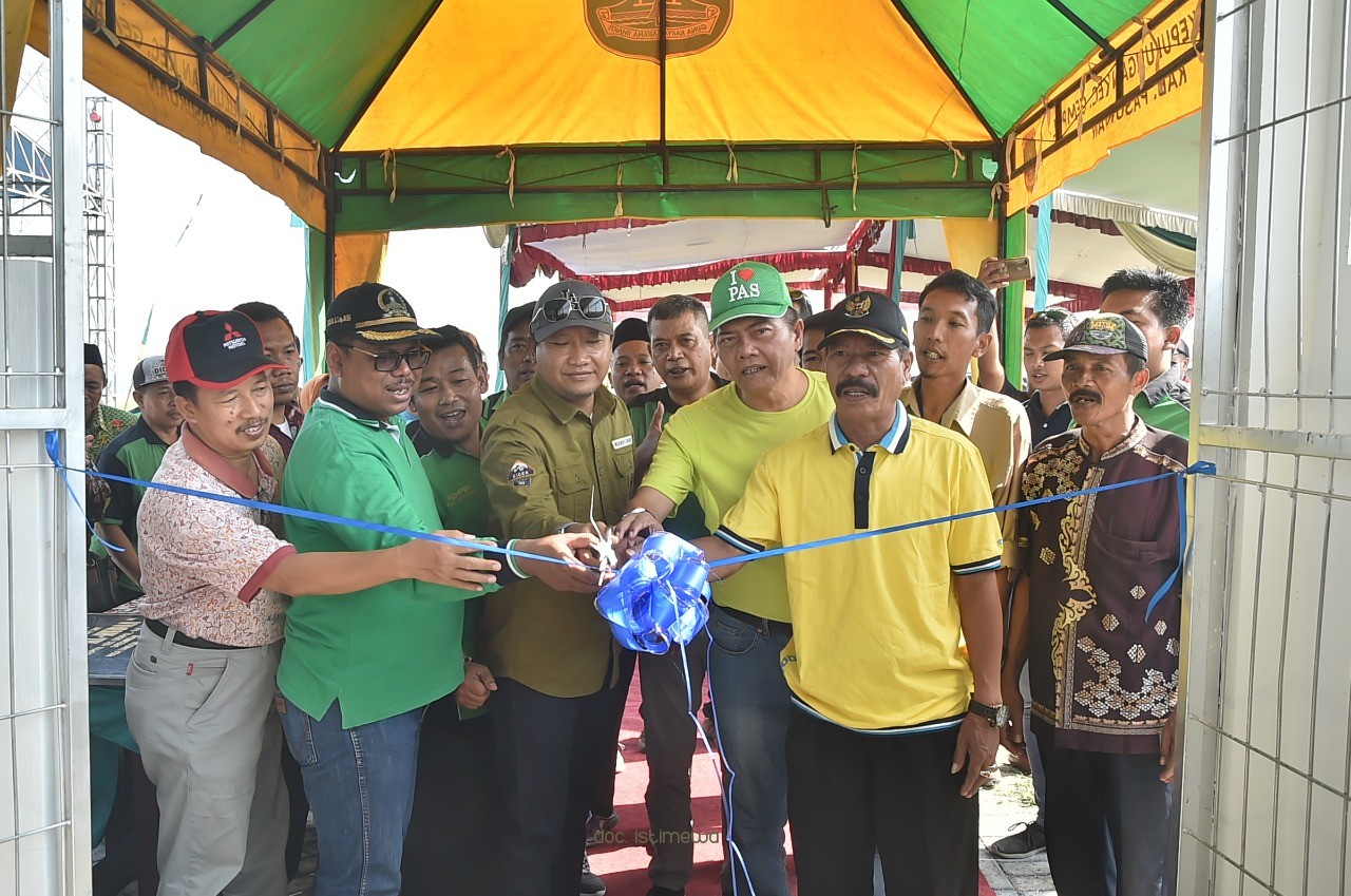 Terus Dengungkan Satu Desa Satu Bank Sampah 