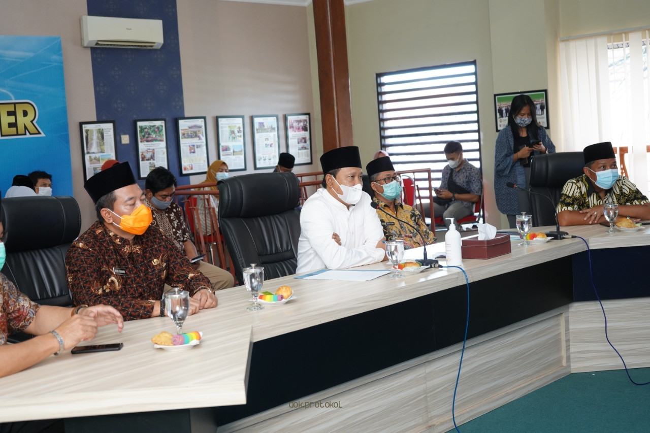 Reduksi Sampah Plastik Laut, Pemkab Pasuruan Bermitra Dengan Project STOP Bangun TPST3R  