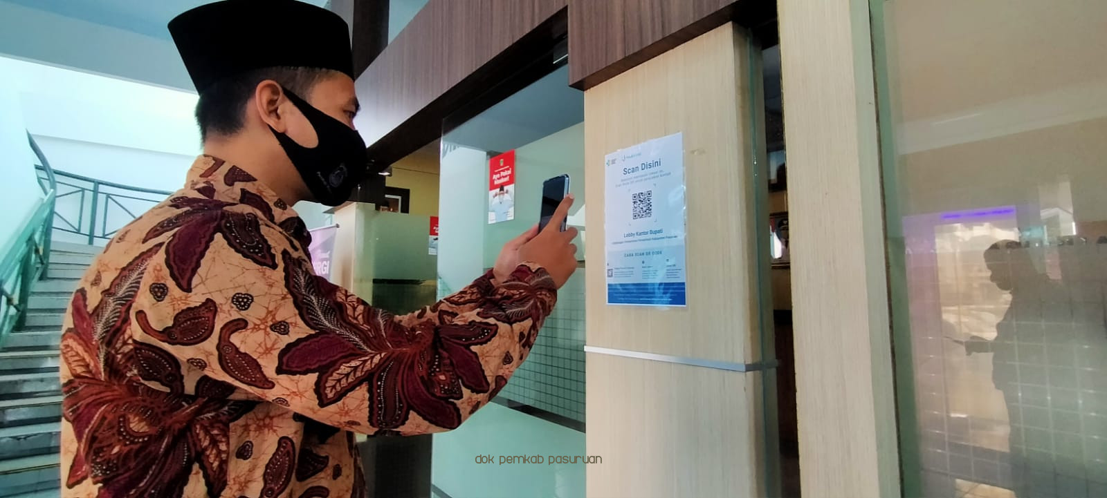 Bupati Irsyad Yusuf Intruksikan Pasang QR Code Aplikasi Peduli Lindungi di Semua OPD
