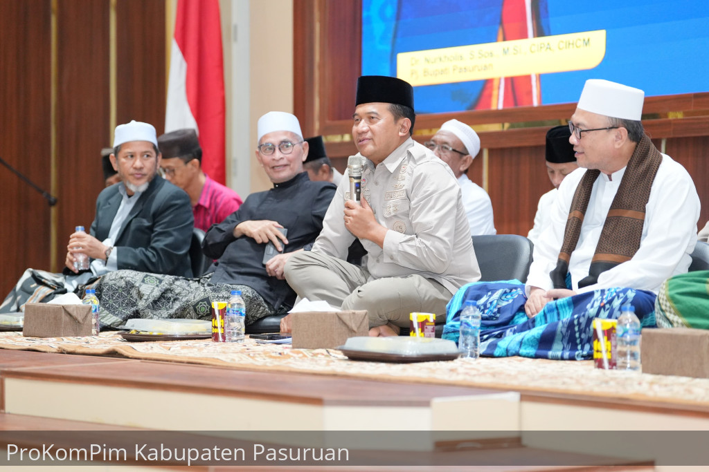 Istighosah dan Refleksi Akhir Tahun 2024, Pj. Bupati Nurkholis Ajak ASN Maksimalkan Kinerja Untuk Kemaslahatan Masyarakat