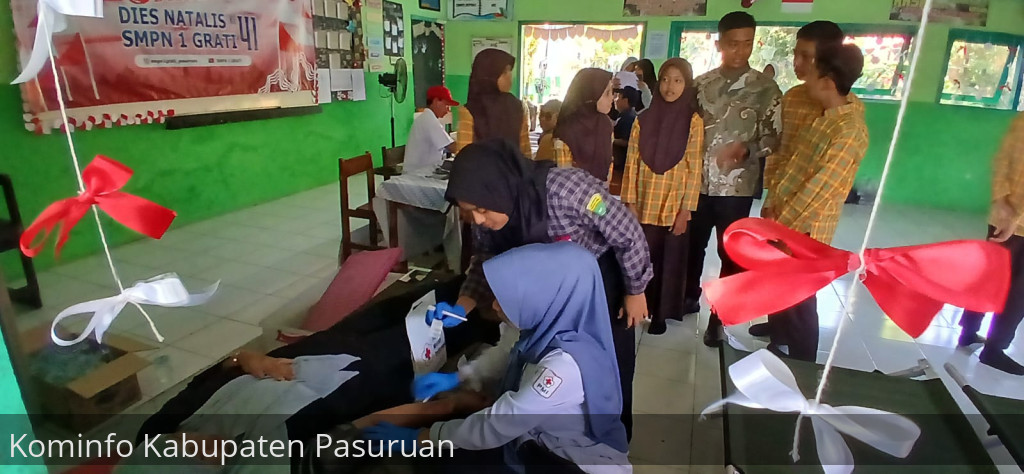 HUT Kemerdekaan RI ke 79, SMPN 1 Grati Ajak Guru Sampai Alumni Donor Darah