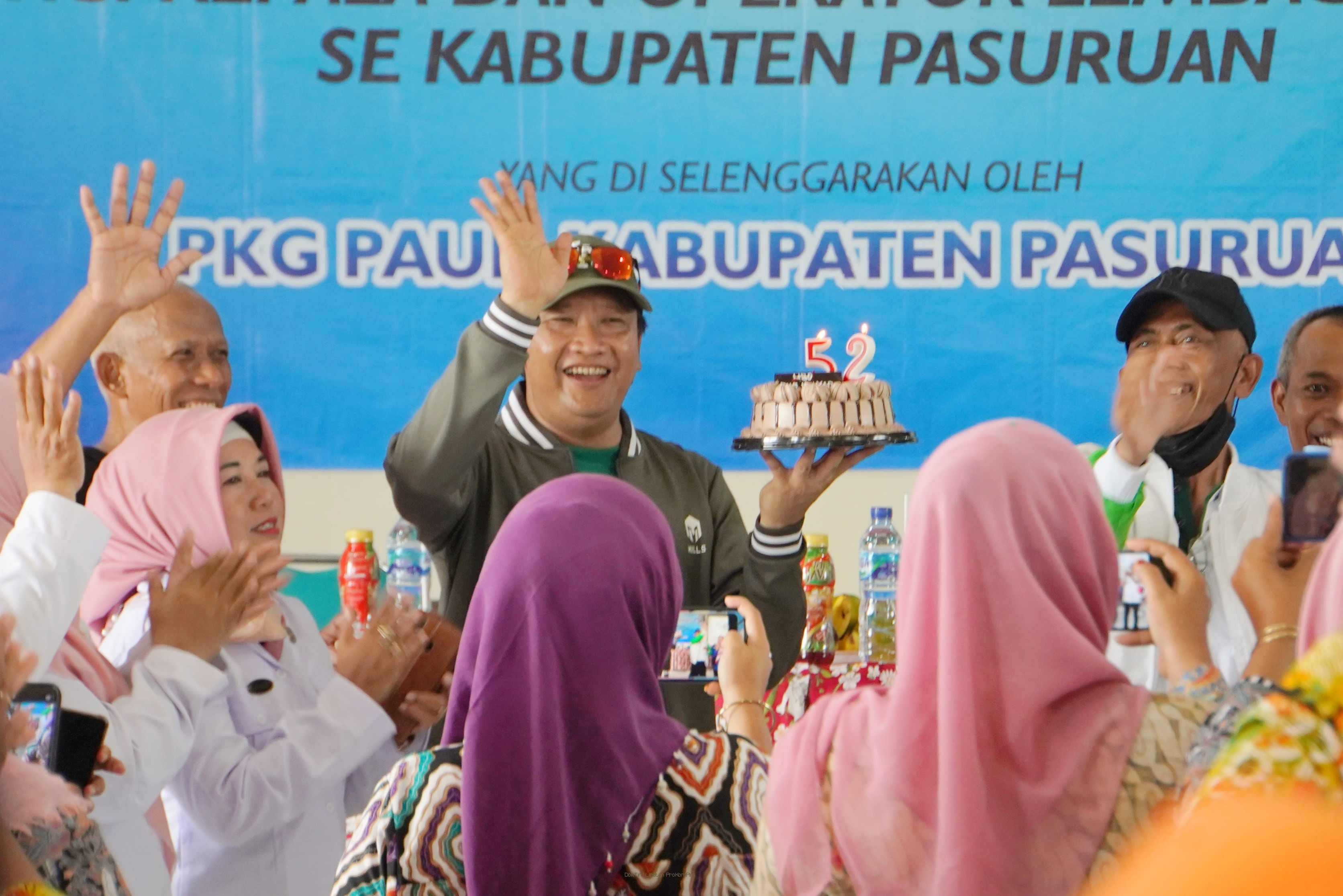  Tingkatkan Sejahterakan Guru Bupati Dukung Gagasan PGRI Dirikan Koperasi 