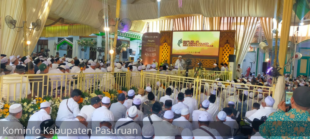 Ratusan Ribu Jamaah Hadiri Haul Mbah Hamid ke 42