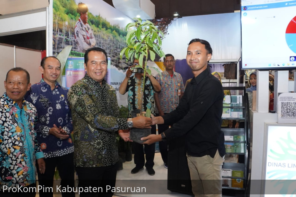 Pj. Bupati Pasuruan Hadiri Jatim Fest 2024 Bersama Pj. Gubernur Jatim