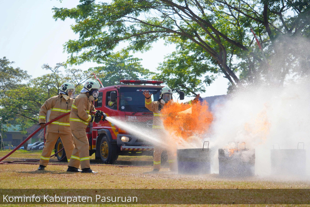 Tingkatkan Kesiapsiagaan Tanggap Darurat Kebencanaan Teknologi, Pemkab Pasuruan Gelar Gladi Kedaruratan Pengelolaan Limbah B3