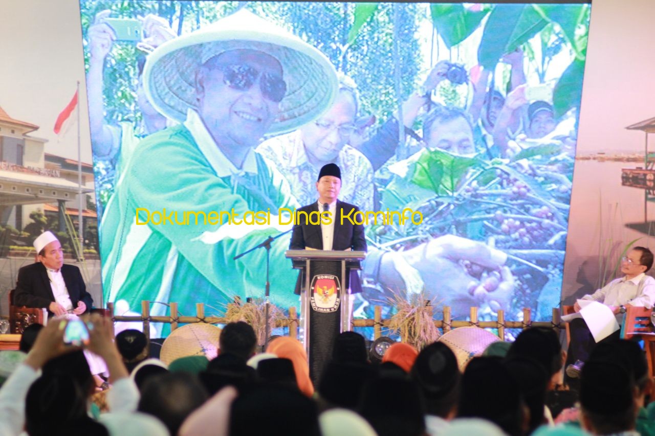 Debat Publik II, Pasangan Gus Irsyad-Gus Mujib Lahap Semua Pertanyaan Panelis