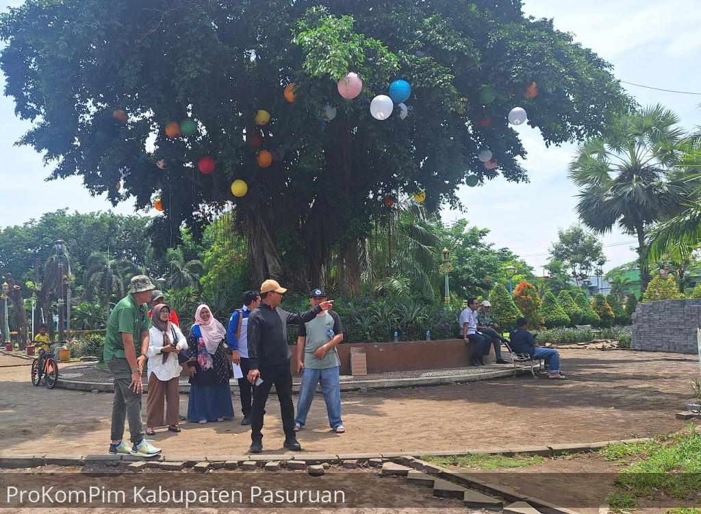 Pj Bupati Nurkholis Optimis Revitalisasi Alun-Alun Bangil Selesai Akhir Januari