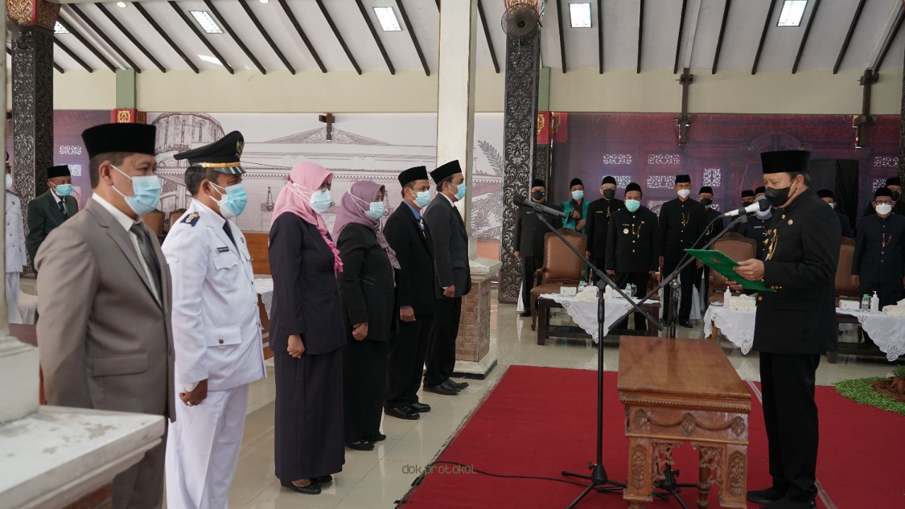 Bupati Pasuruan Lantik 180 Pejabat Administrator, Fungsional, Pengawas Sampai Guru Yang Ditugasi Sebagai Kepala Sekolah