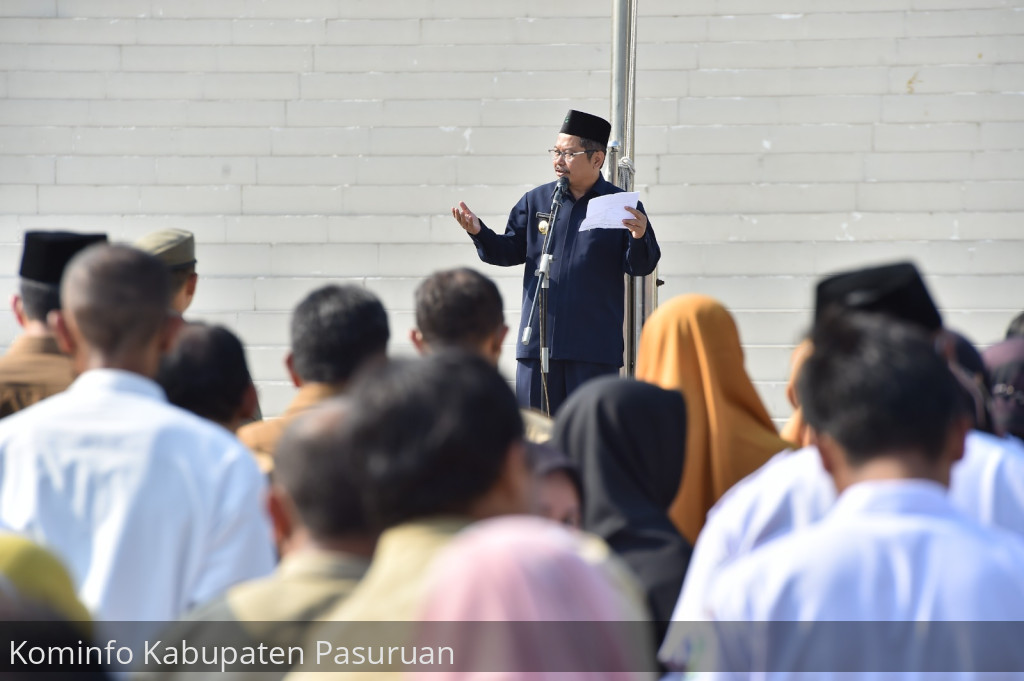 Pimpin Apel Ribuan Karyawan, Pj Bupati Pasuruan Bagikan Kisah-Kisah Inpiratif