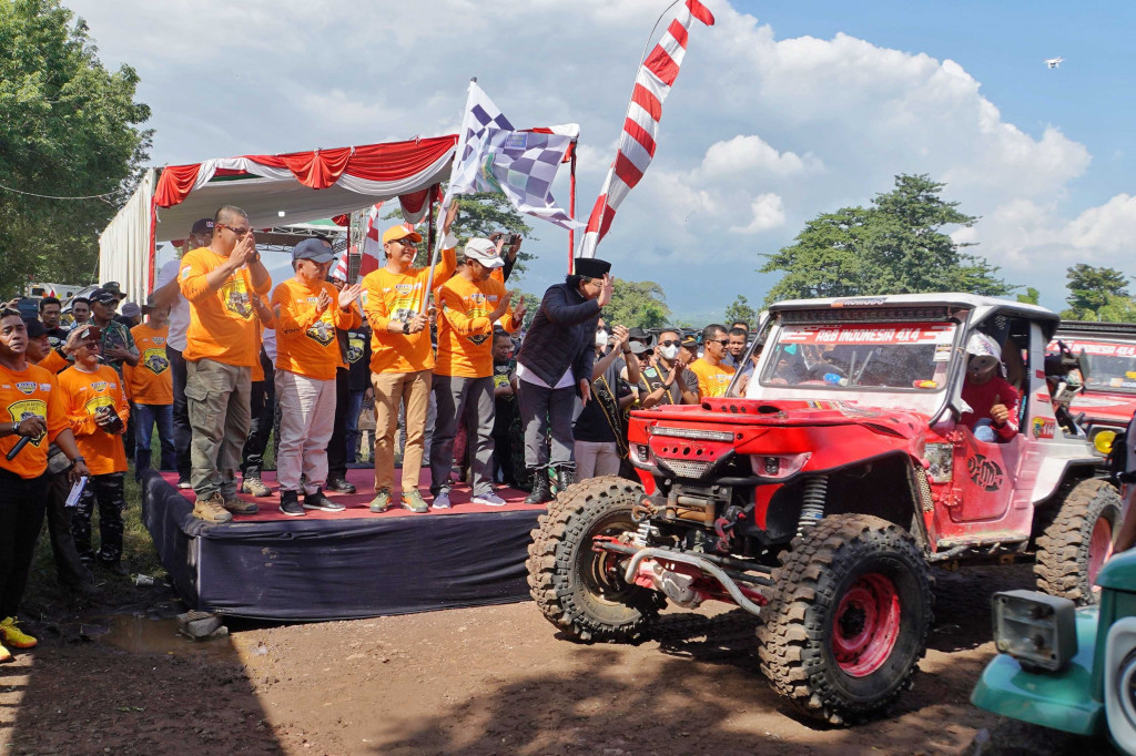 Berangkatkan Pasoeroean Adventure Offroad 3, Bupati Ajak Offroader Nikmati Pesona Alam dan UMKM Kabupaten Pasuruan