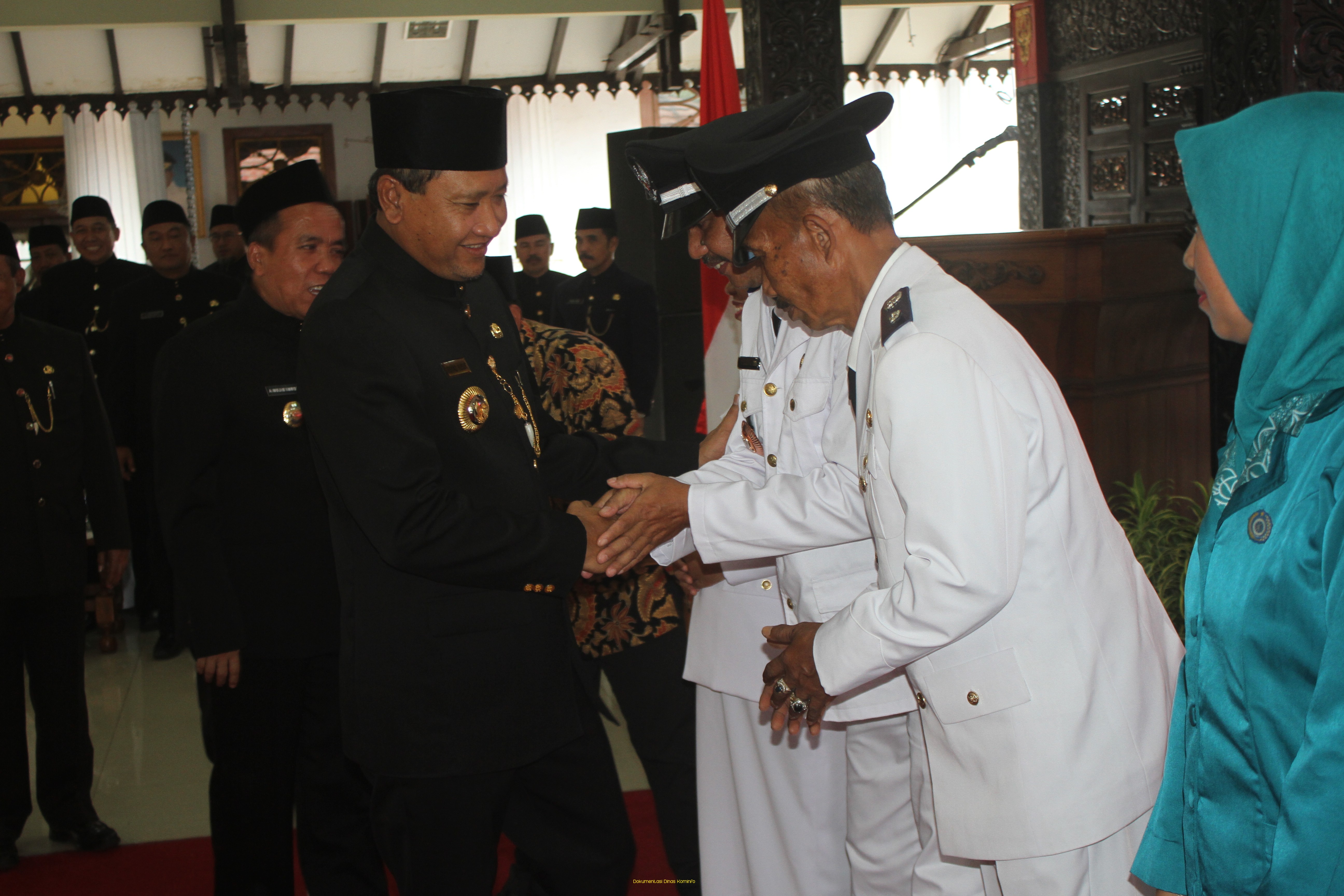 Bupati Irsyad Yusuf Lantik 3 Kepala Desa Antar Waktu