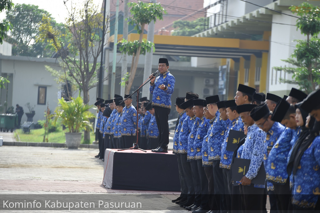 Apel Pagi Karyawan. Pj Bupati Nurkholis Berpamitan