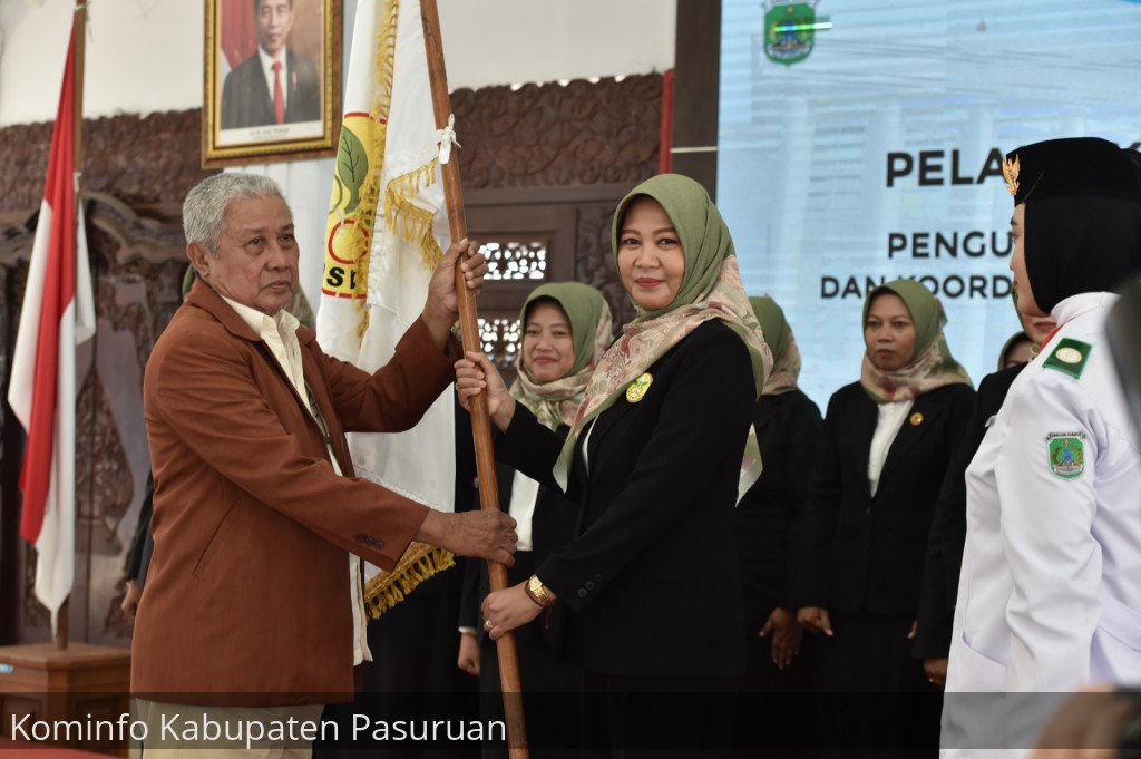Ny Luhur Andriyanto Dilantik Sebagai Ketua Perwosi Kabupaten Pasuruan Periode 2023-2027