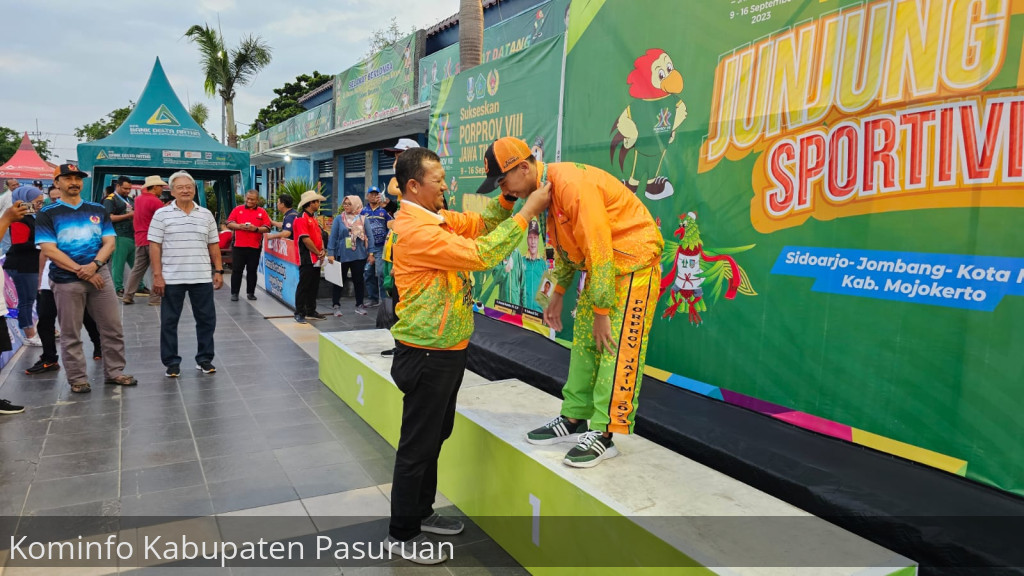 Melebihi Target. Atlet Renang Kabupaten Pasuruan Raih 2 Emas, 4 Perak dan 4 Perunggu