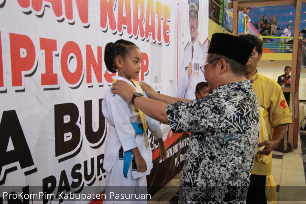 Kejuaraan Karate Championship Piala Bupati Pasuruan 2024, Pj. Bupati Andriyanto Gelorakan Semangat Berkompetisi dan Jiwa Sportivitas