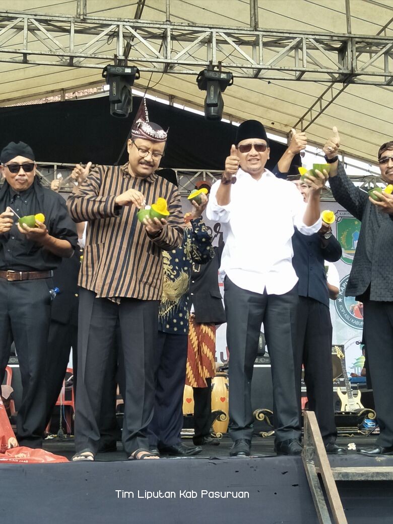 Wakil Gubernur Jatim, Gus Ipul Ketagihan Mangga Klonal 21