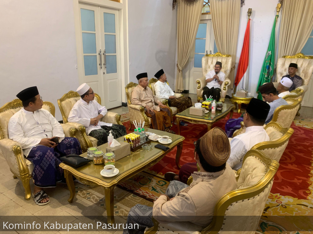 Pj Bupati Andriyanto Berhalal Bihalal Dengan Kiyai/Ulama Pengurus PCNU dan MUI Kabupaten Pasuruan