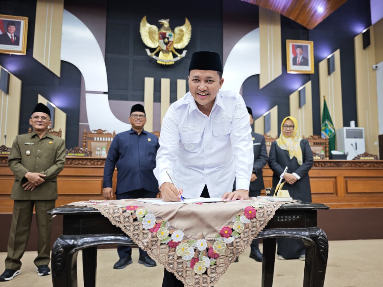 Sampul untuk Pengesahan RAPERDA APBD Kabupaten Pasuruan Tahun 2026 Menjadi PERDA